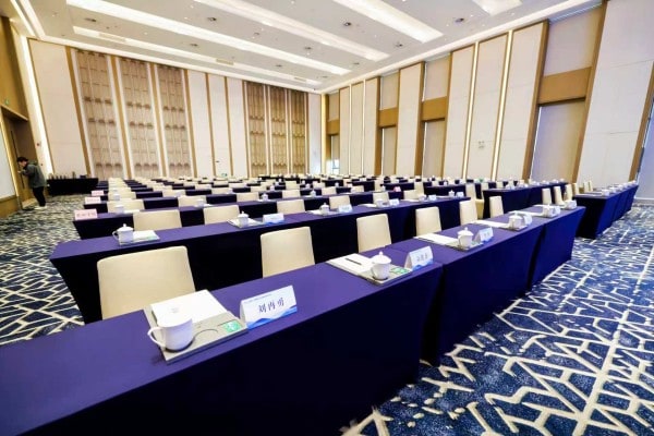 Conference room of the AI Empowered Intelligent Automotive Manufacturing Seminar in Hefei and Chaohu